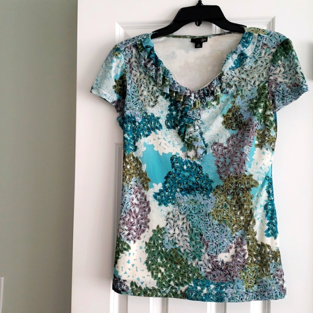 Ladies short sleeve blouse by East 5th, Size S, green/blue/grey floral print.